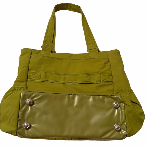 Lug Promenade Full Tote-Green - Picture 4 of 13